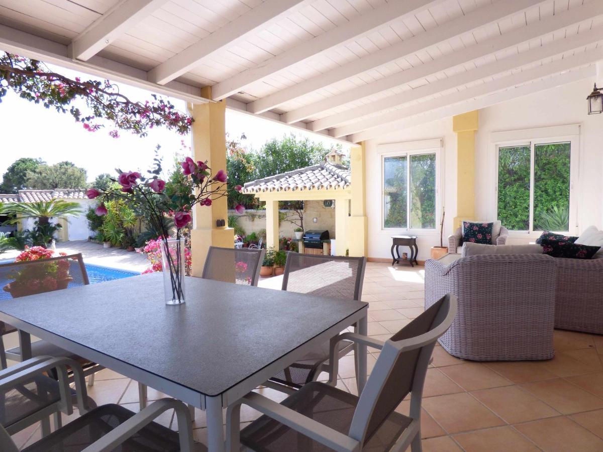 Selecta Casa Esmerdo Estepona Eksteriør billede