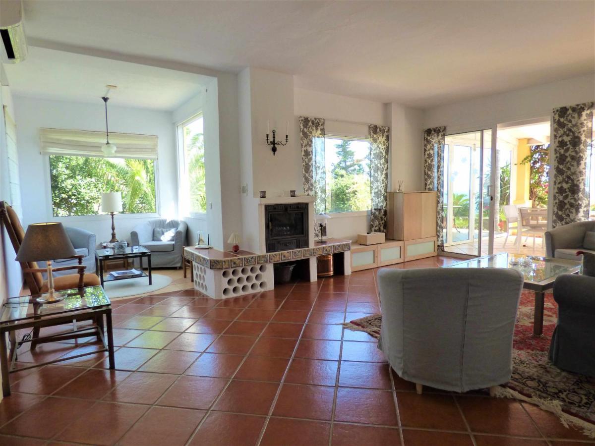 Selecta Casa Esmerdo Estepona Eksteriør billede