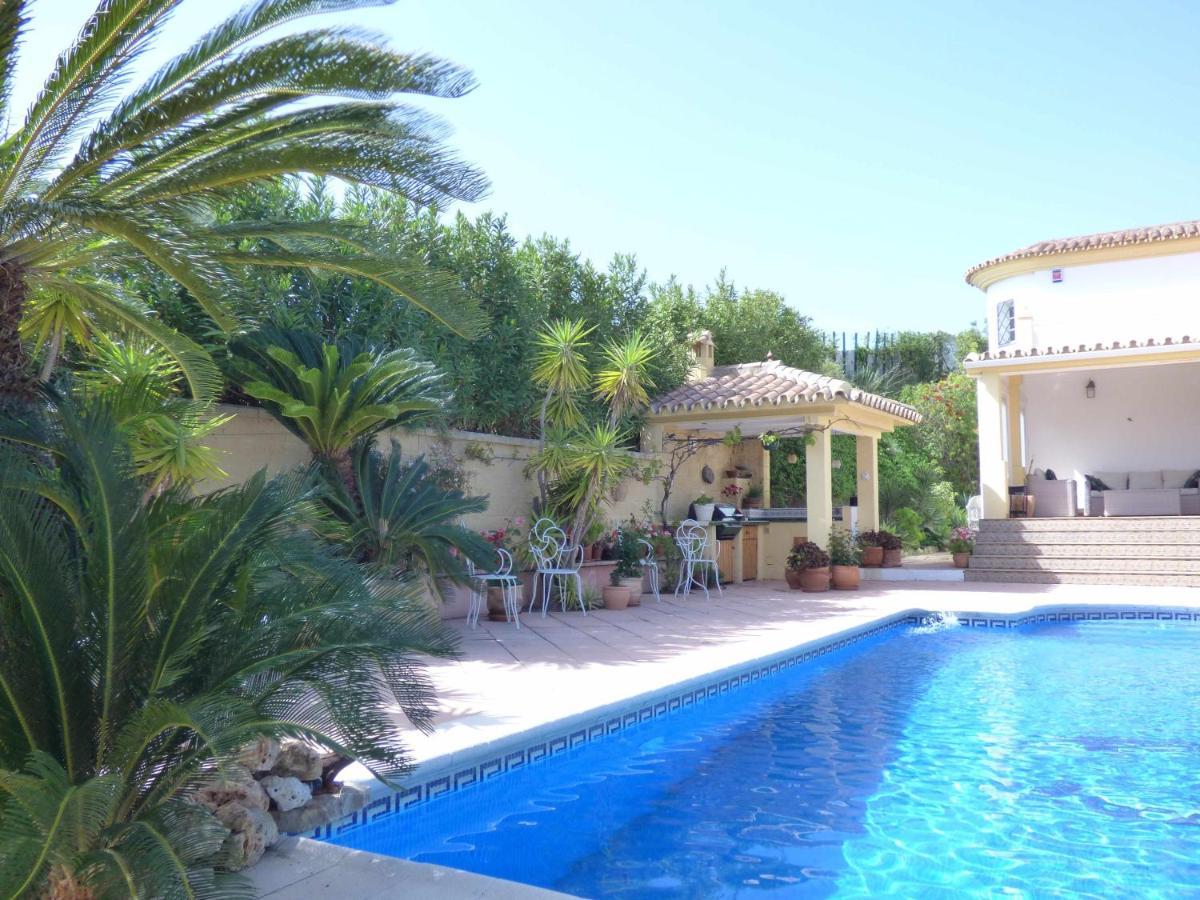 Selecta Casa Esmerdo Estepona Eksteriør billede
