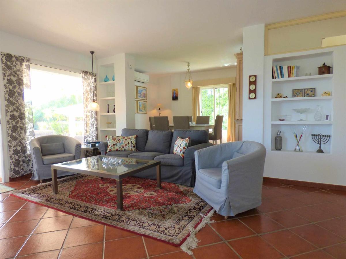 Selecta Casa Esmerdo Estepona Eksteriør billede