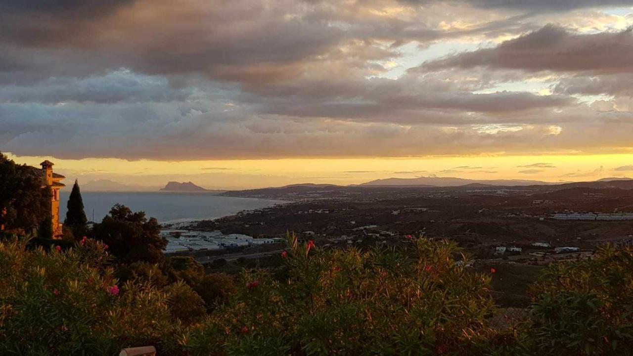 Selecta Casa Esmerdo Estepona Eksteriør billede