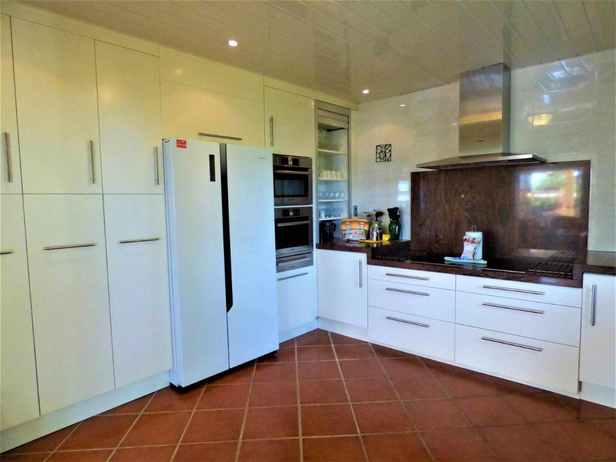 Selecta Casa Esmerdo Estepona Eksteriør billede