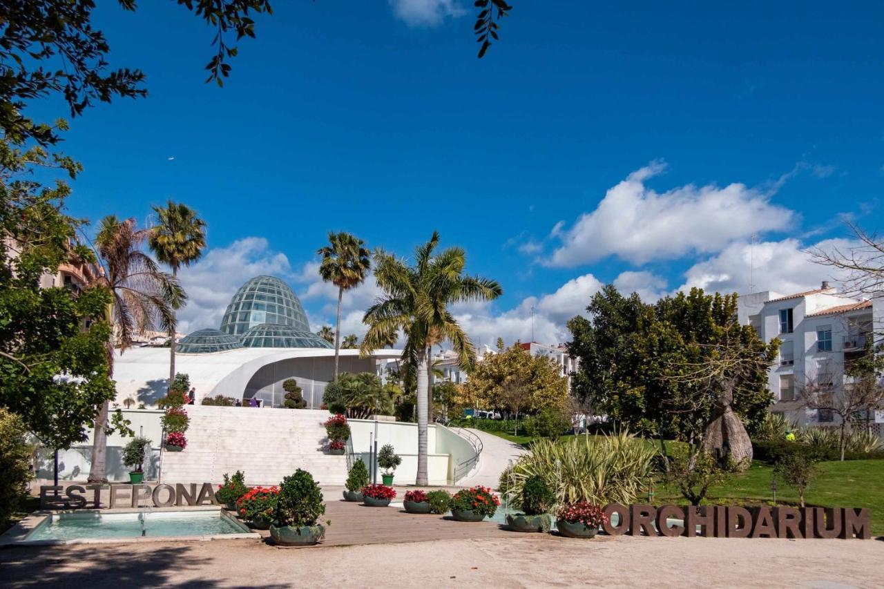 Selecta Casa Esmerdo Estepona Eksteriør billede