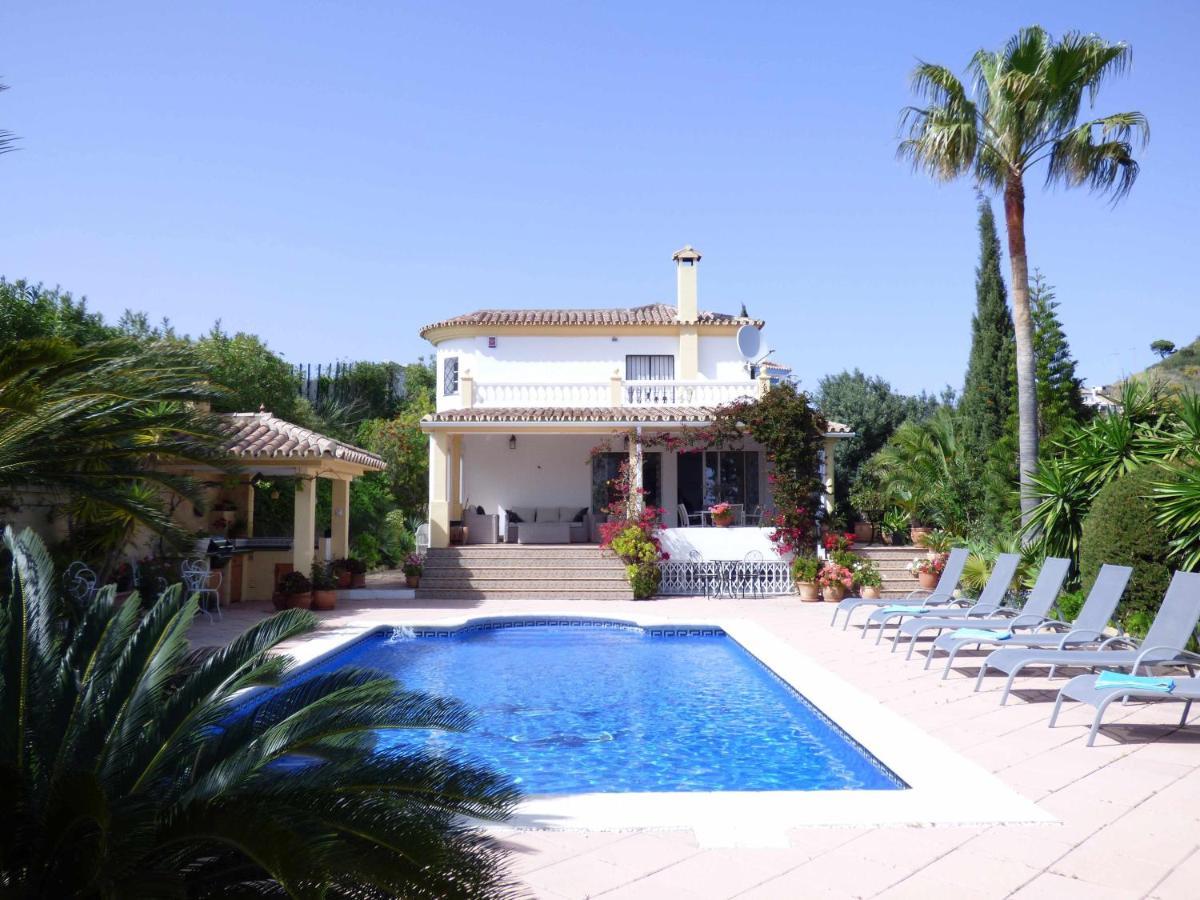 Selecta Casa Esmerdo Estepona Eksteriør billede