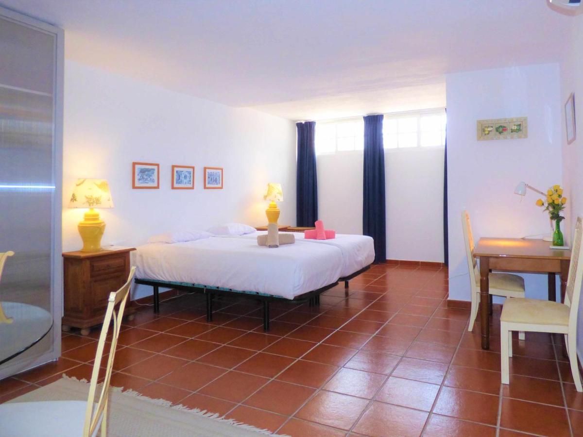 Selecta Casa Esmerdo Estepona Eksteriør billede